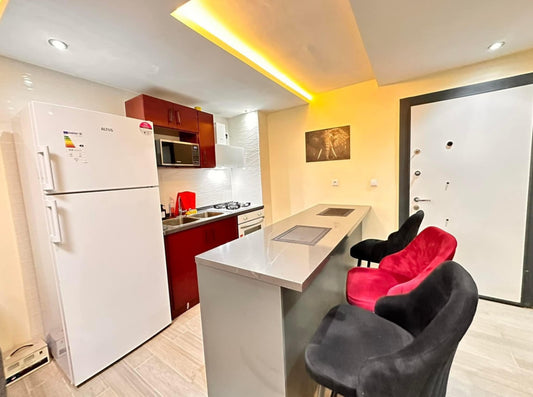 2 Chambres, 1 salle de bain, cuisine ouverte