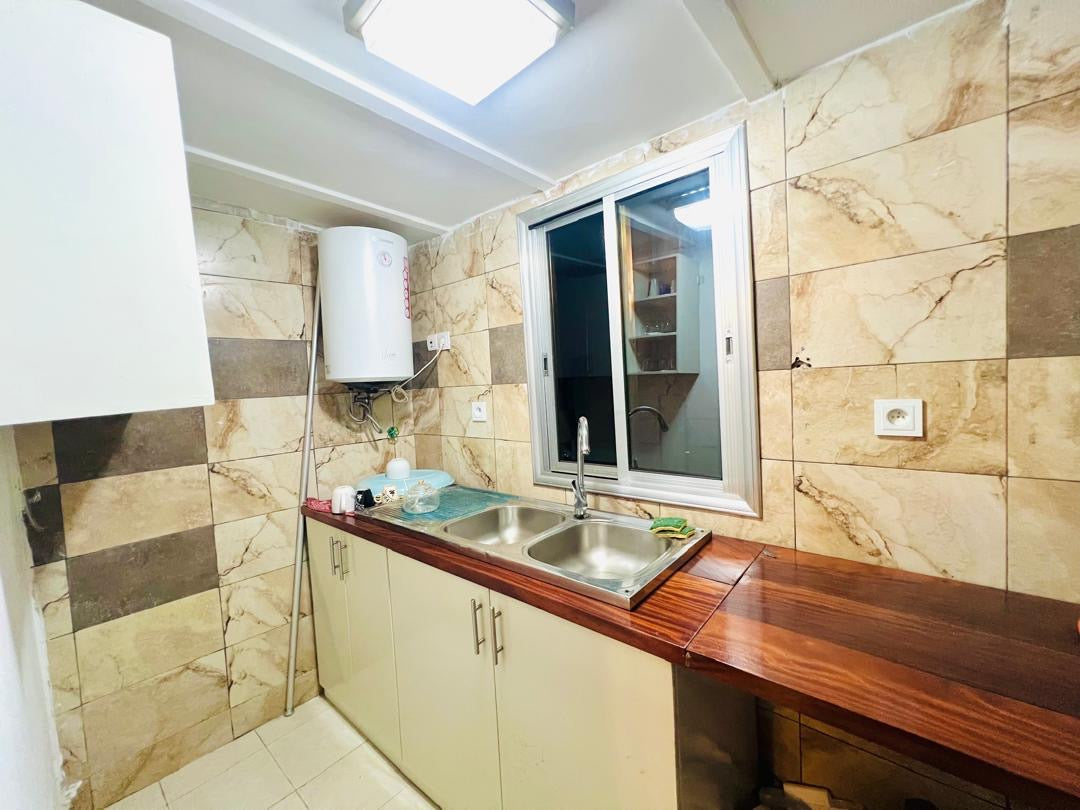 2 Chambres, 2 Salles de bain et cuisine