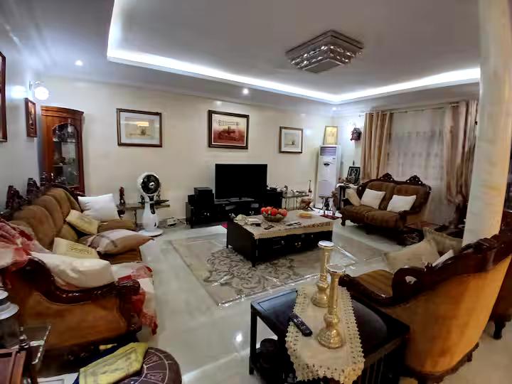 3 chambres + Salon