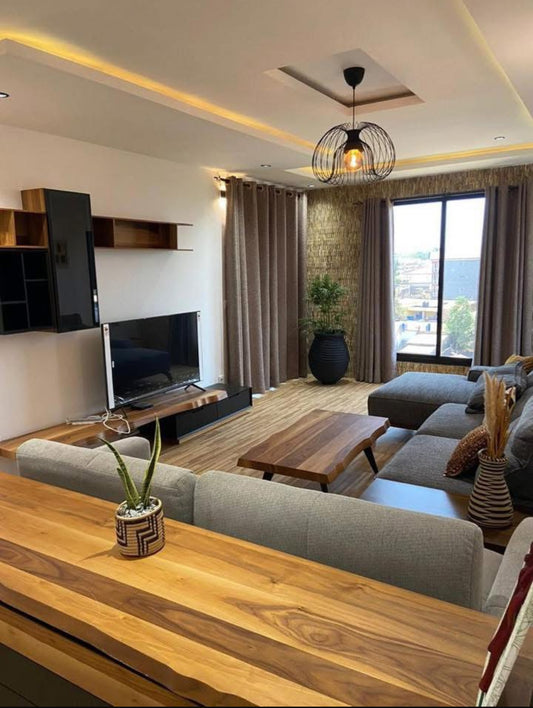 3 Chambres, 3 Salles de bain, cuisine ouverte, balcon