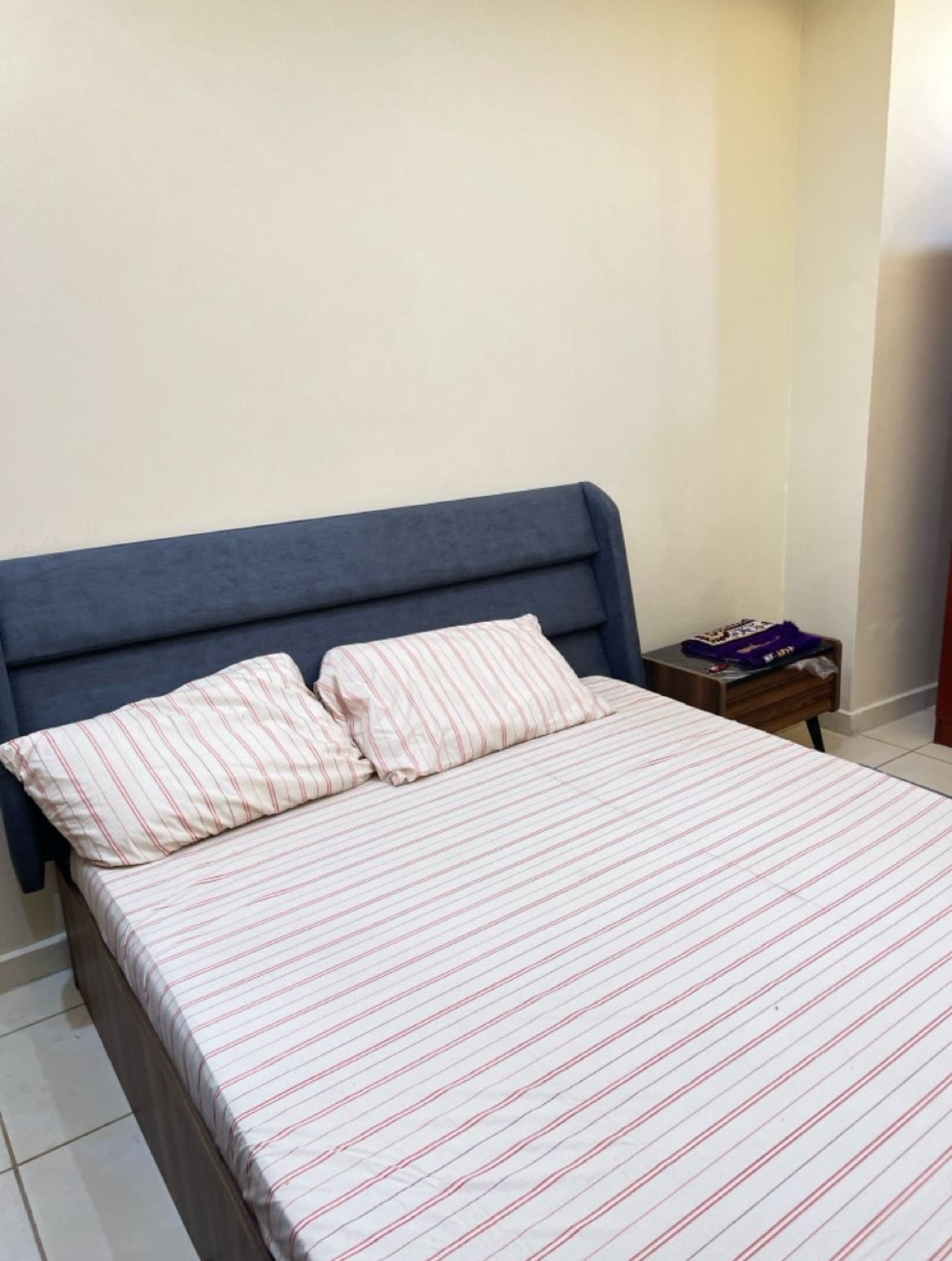 1 Chambre + Salon