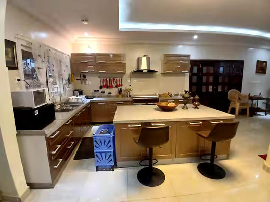 3 chambres + Salon