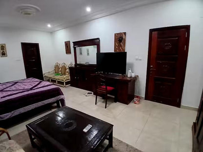 3 chambres + Salon